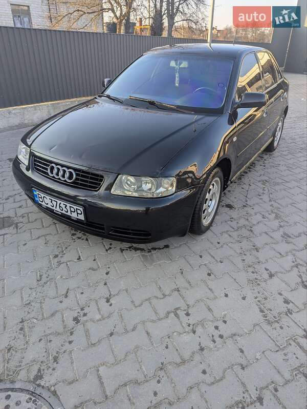 Хетчбек Audi A3 2001 в Львові