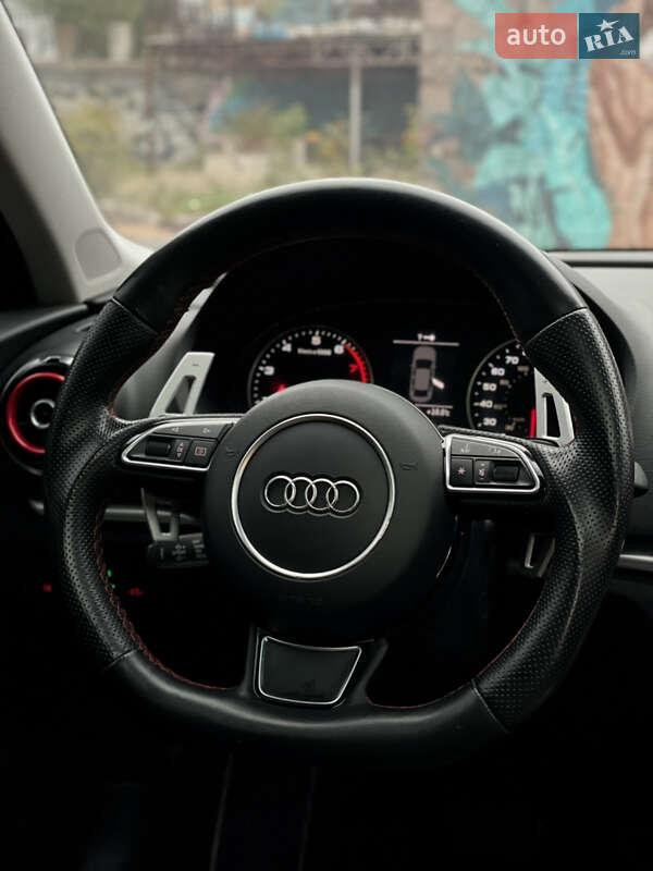 Седан Audi A3 2014 в Дніпрі