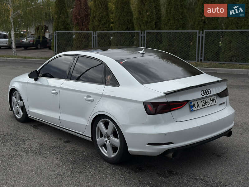 Седан Audi A3 2015 в Черкассах