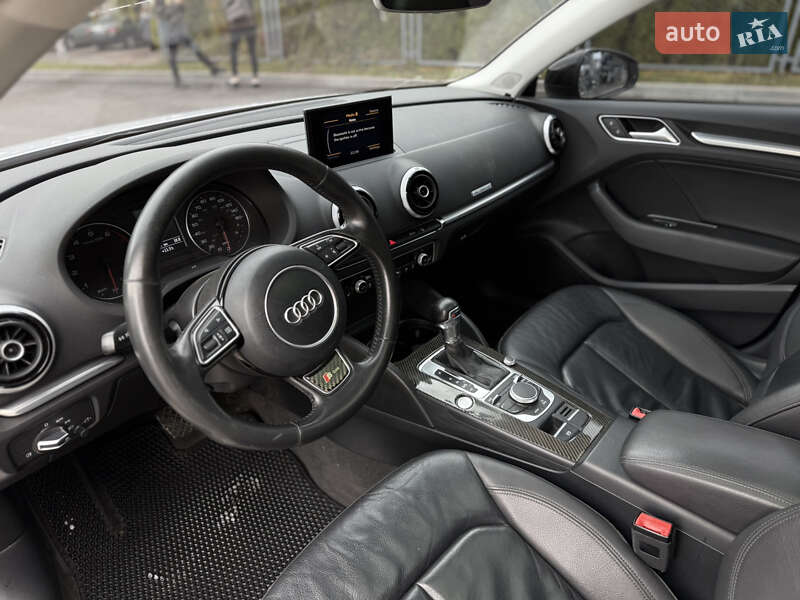 Седан Audi A3 2015 в Черкассах