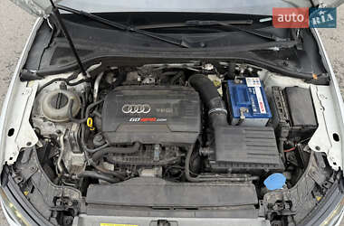 Седан Audi A3 2015 в 