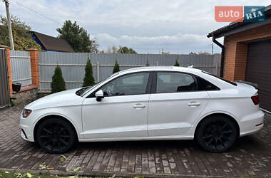 Седан Audi A3 2015 в 
