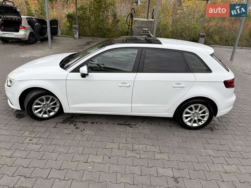 Хэтчбек Audi A3 2015 в Полтаве