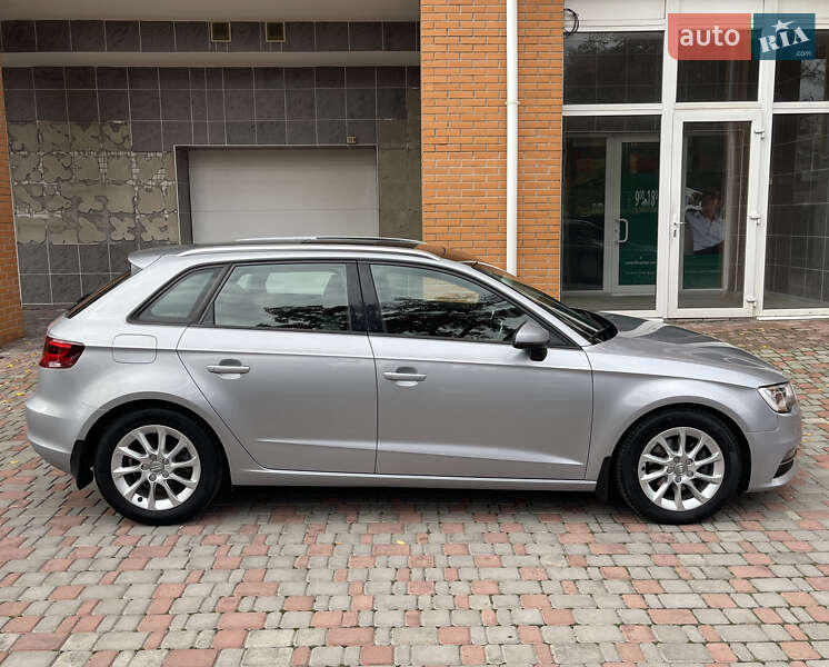 Хэтчбек Audi A3 2016 в Белой Церкви