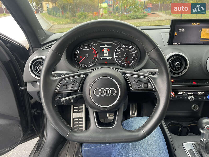 Седан Audi A3 2019 в Киеве