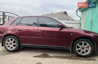 Хетчбек Audi A3 1999 в 