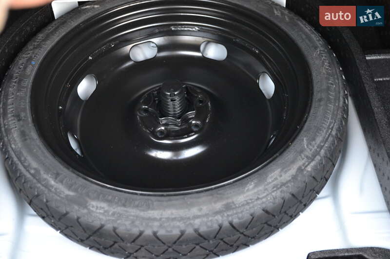 Седан Audi A3 2017 в Луцке