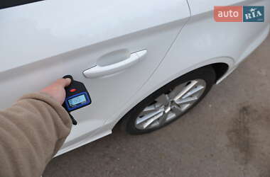 Седан Audi A3 2017 в 