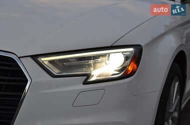 Седан Audi A3 2017 в 