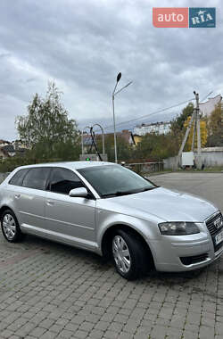 Хэтчбек Audi A3 2004 в  фото 12 Хэтчбек Audi A3 2004 в