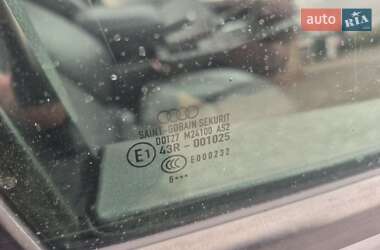 Хэтчбек Audi A3 2006 в 