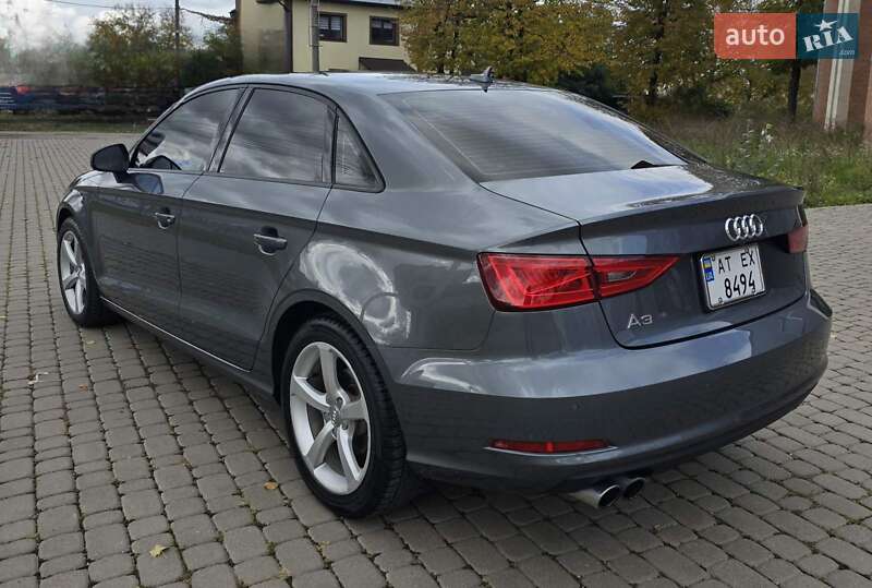 Седан Audi A3 2015 в Коломиї