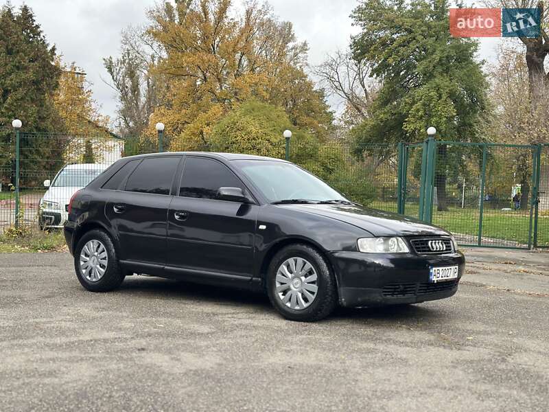 Хэтчбек Audi A3 2002 в Киеве
