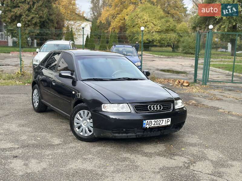 Хэтчбек Audi A3 2002 в Киеве