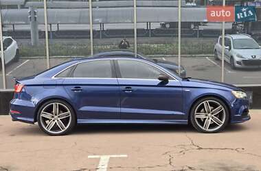 Седан Audi A3 2016 в 