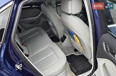 Седан Audi A3 2016 в 