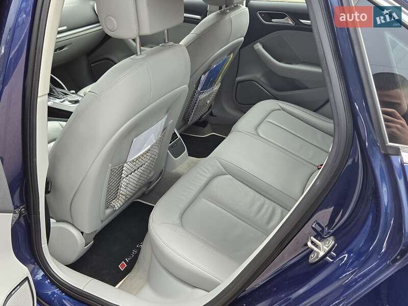 Седан Audi A3 2016 в Києві