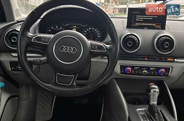 Седан Audi A3 2016 в 
