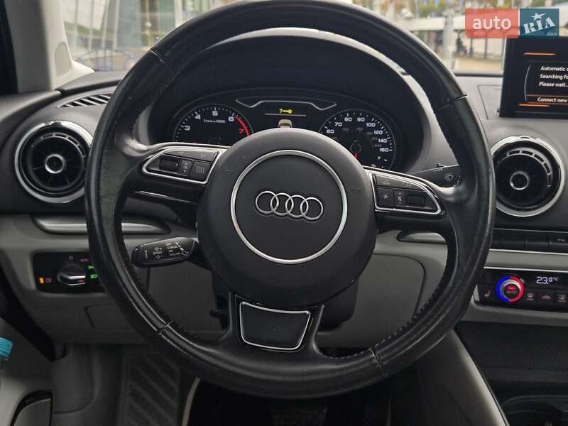 Седан Audi A3 2016 в Києві