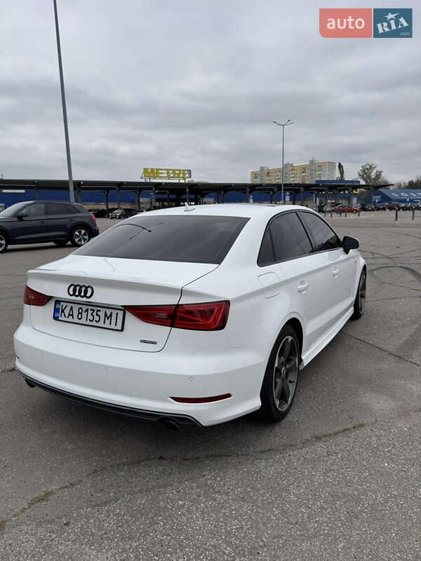Седан Audi A3 2016 в Харькове