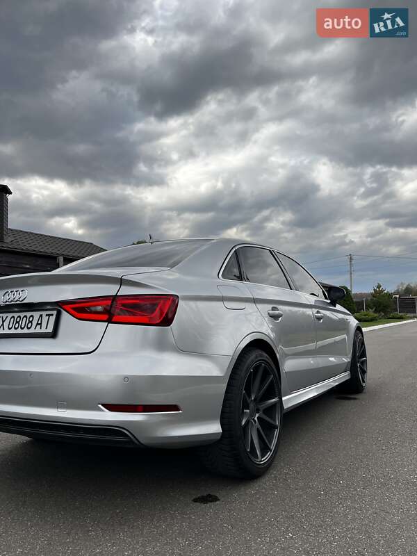 Седан Audi A3 2016 в Харкові