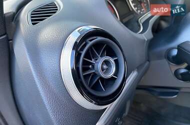 Седан Audi A3 2014 в  фото 42 Седан Audi A3 2014 в