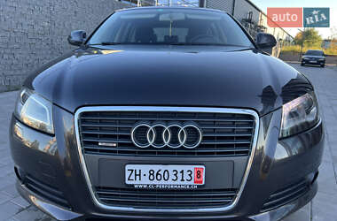 Хетчбек Audi A3 2010 в 