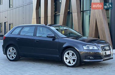 Хетчбек Audi A3 2010 в 