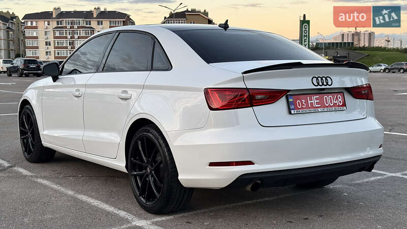 Седан Audi A3 2015 в Києві