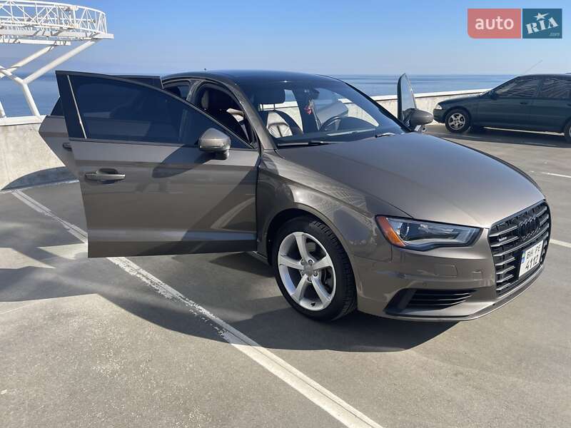 Седан Audi A3 2015 в Одессе