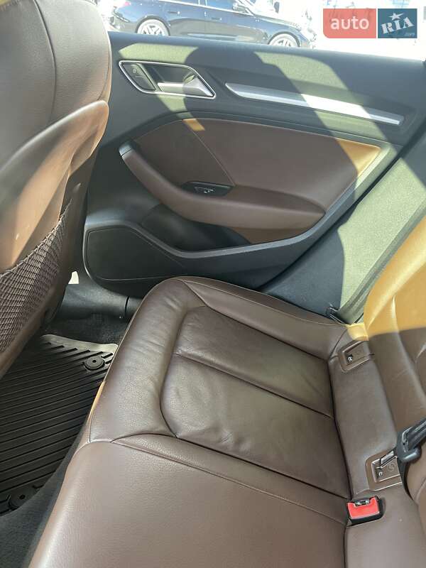 Седан Audi A3 2015 в Одессе