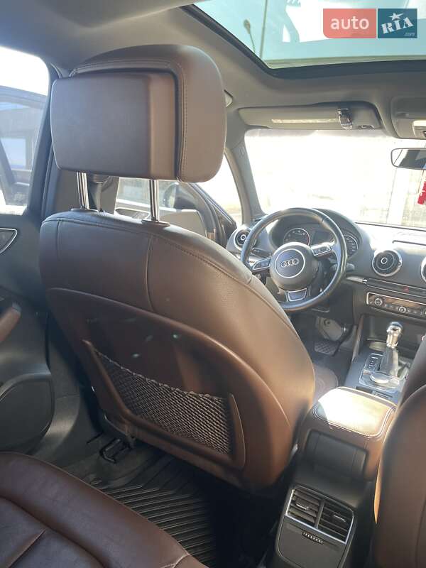 Седан Audi A3 2015 в Одессе