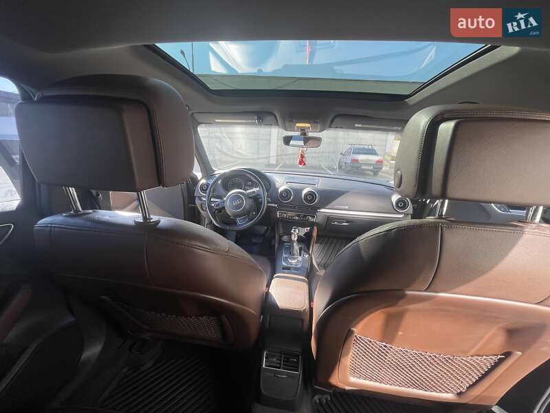 Седан Audi A3 2015 в Одессе