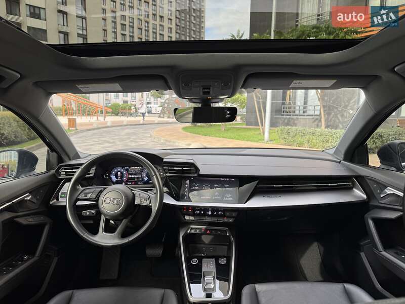 Седан Audi A3 2023 в Киеве