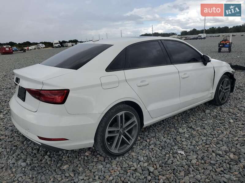 Седан Audi A3 2017 в Львове фото 4 Седан Audi A3 2017 в Львове