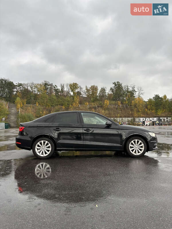 Седан Audi A3 2015 в Киеве фото 6 Седан Audi A3 2015 в Киеве