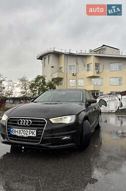 Седан Audi A3 2015 в Івано-Франківську