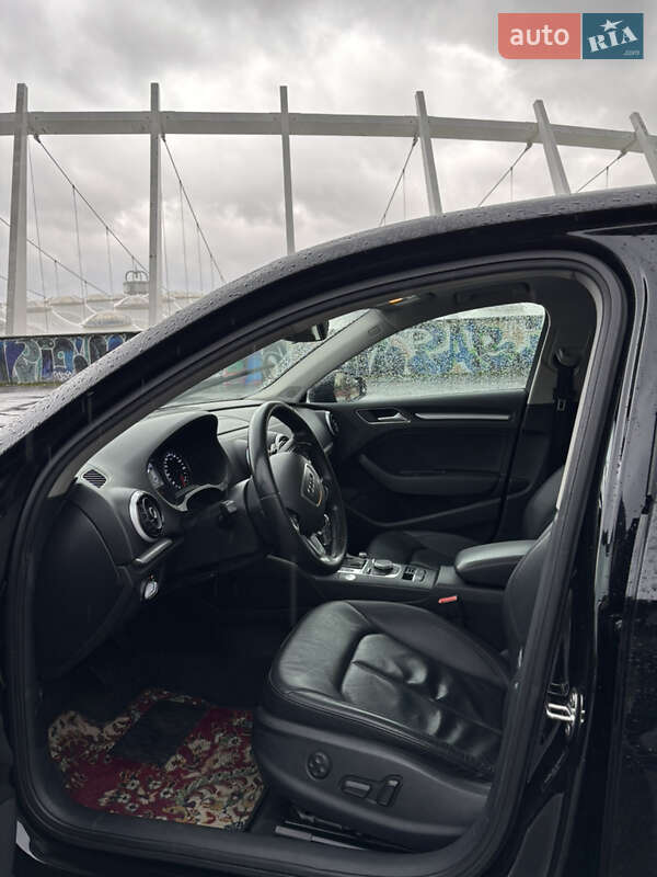 Седан Audi A3 2015 в Івано-Франківську