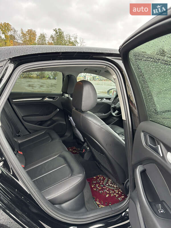 Седан Audi A3 2015 в Івано-Франківську