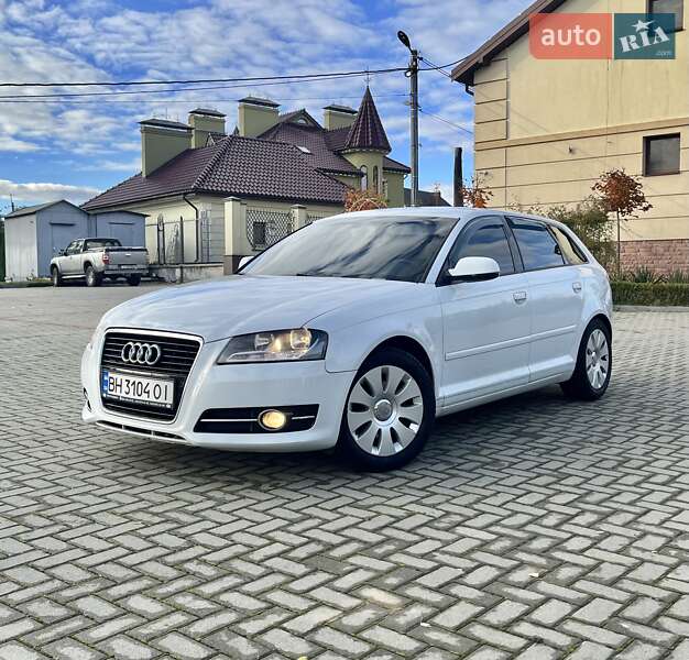 Хетчбек Audi A3 2012 в Золочеві фото 19 Хетчбек Audi A3 2012 в Золочеві