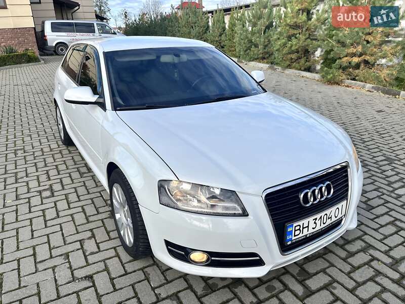 Хетчбек Audi A3 2012 в Золочеві фото 39 Хетчбек Audi A3 2012 в Золочеві