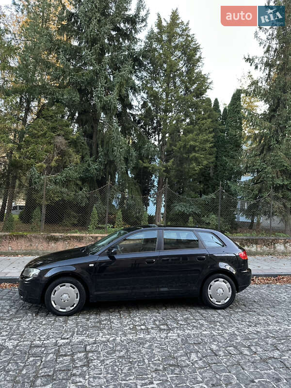 Хетчбек Audi A3 2008 в Чернівцях