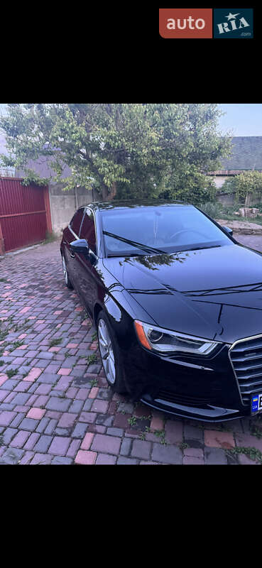 Седан Audi A3 2015 в Николаеве