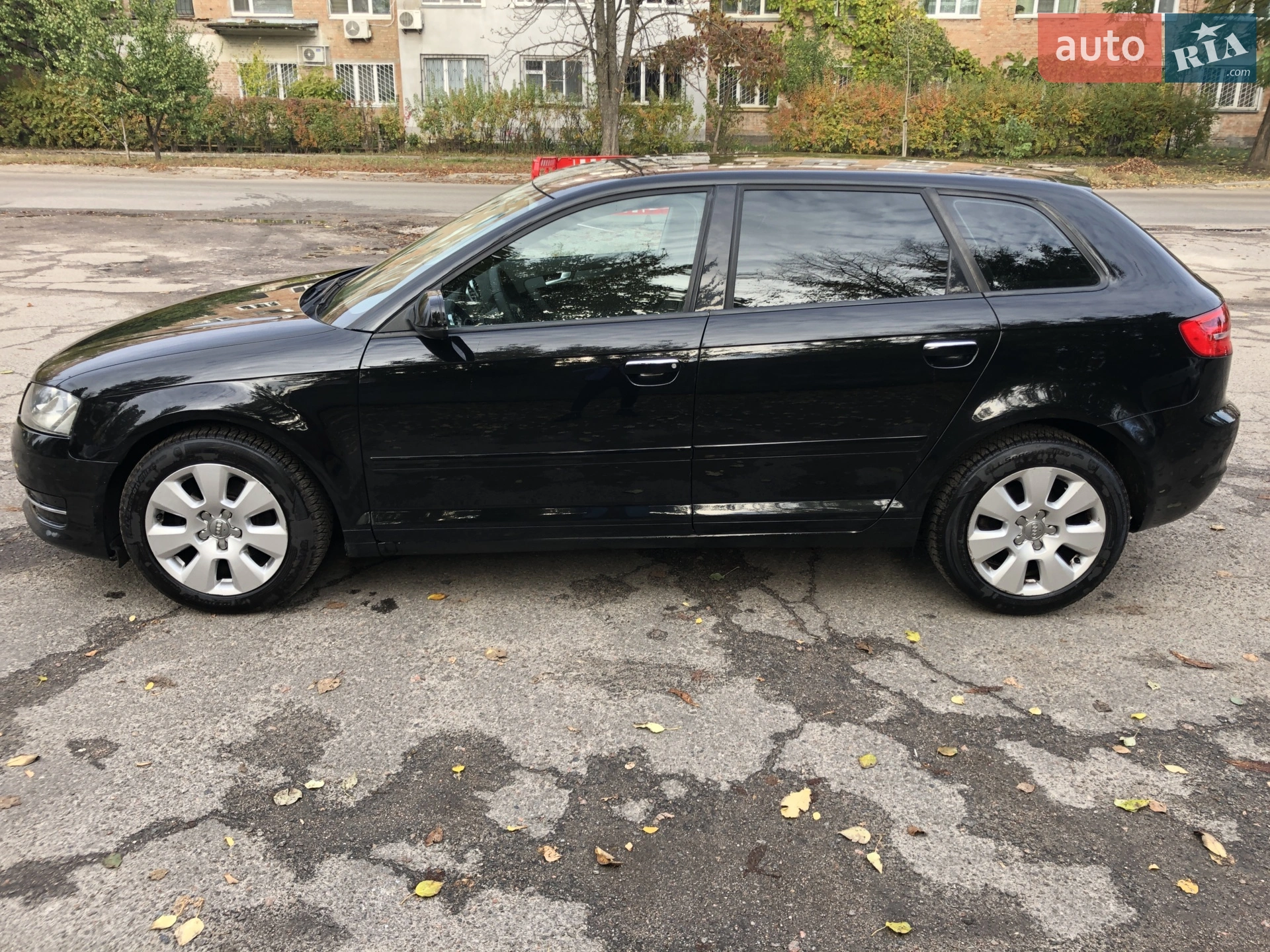Audi A3 2010 VIN WAUZZZ8P4BA004582 фото оголошення 2 з 16