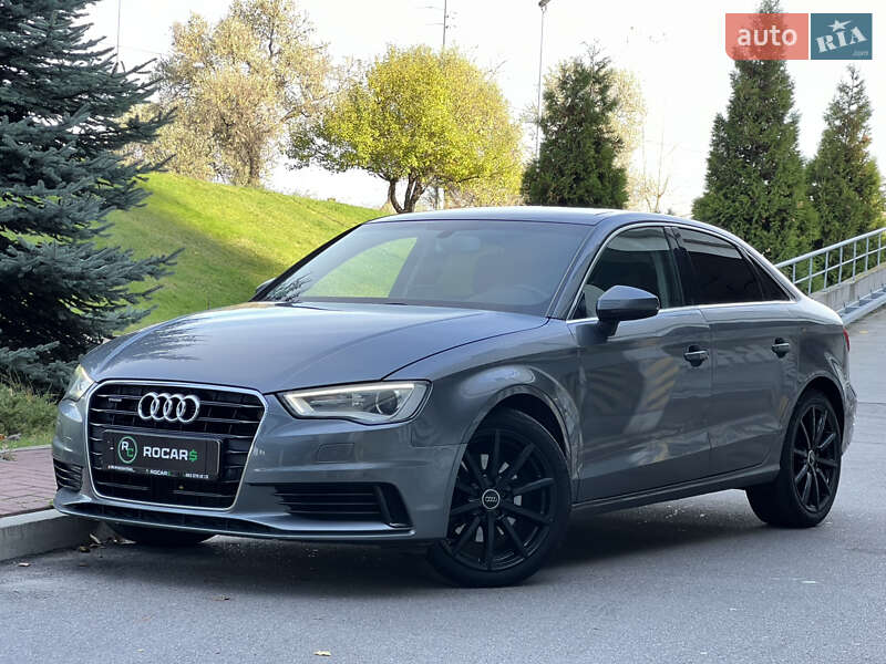 Седан Audi A3 2015 в Києві