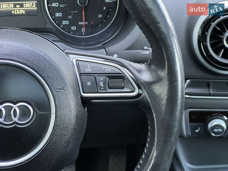 Седан Audi A3 2015 в Києві