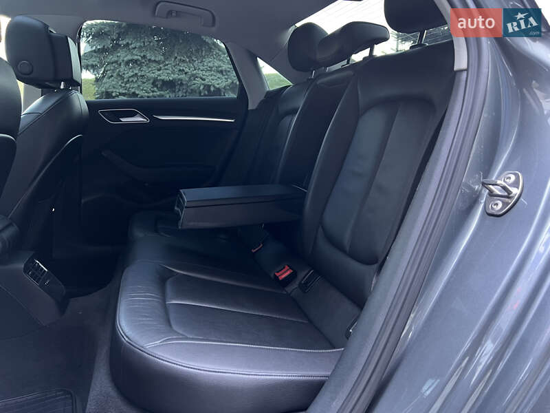 Седан Audi A3 2015 в Києві