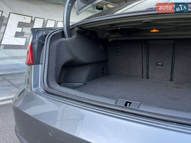 Седан Audi A3 2015 в Києві