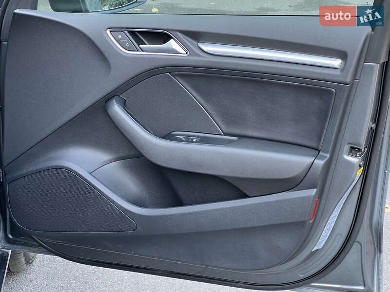 Седан Audi A3 2015 в Києві