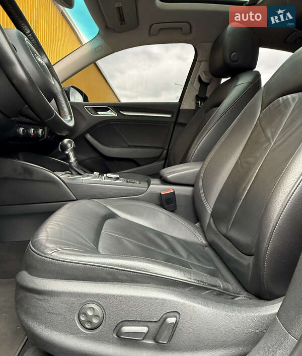 Седан Audi A3 2014 в Киеве